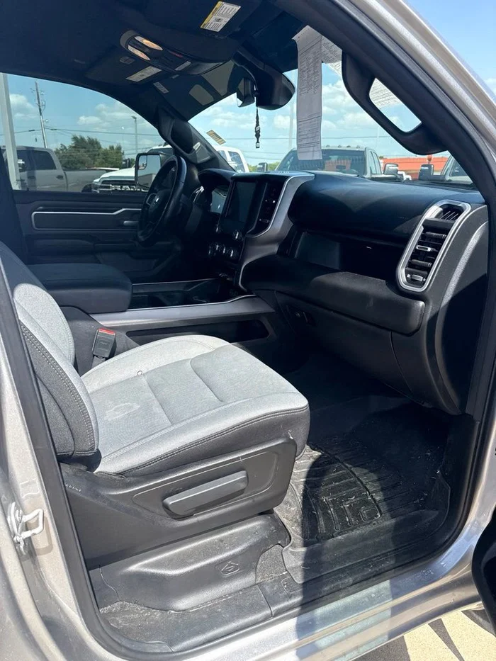 vehicle-img