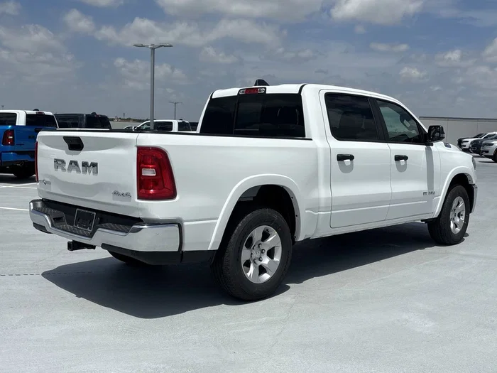 vehicle-img