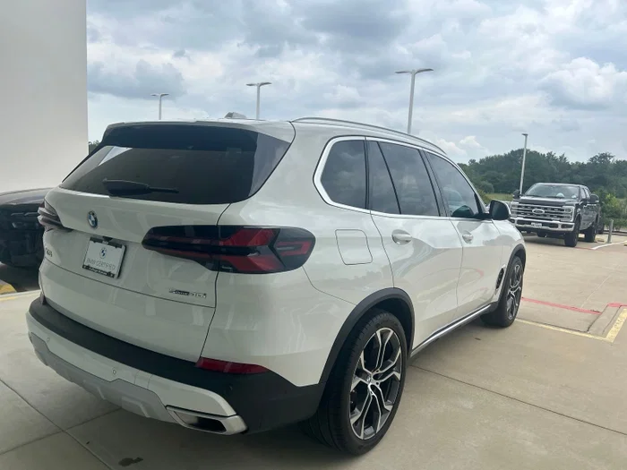 vehicle-img