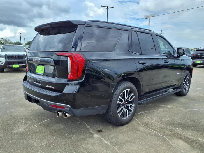 vehicle-img