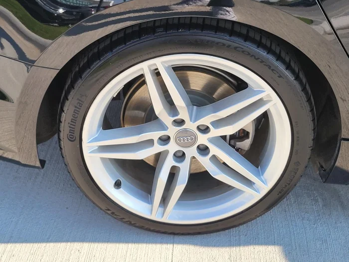 vehicle-img