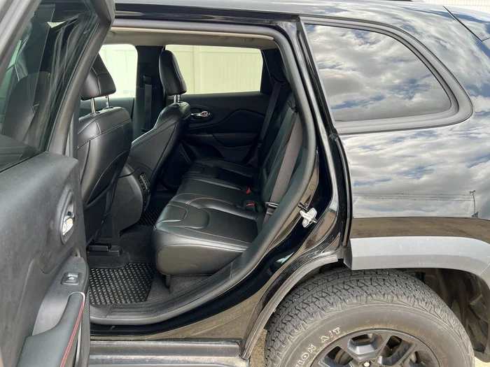 vehicle-img