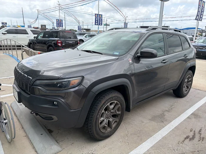 vehicle-img