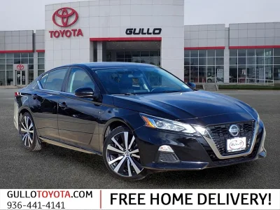 used 2021 NISSAN