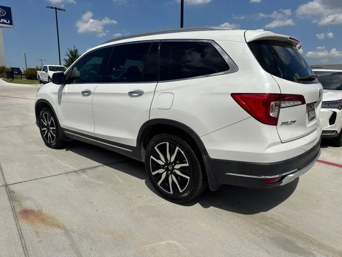 vehicle-img
