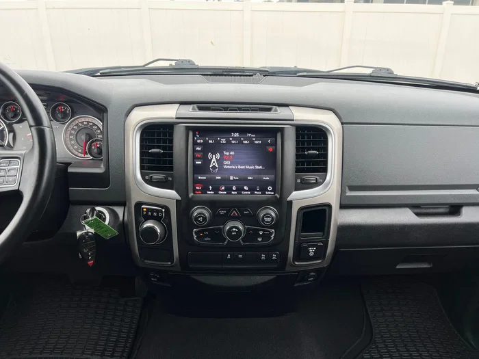 vehicle-img