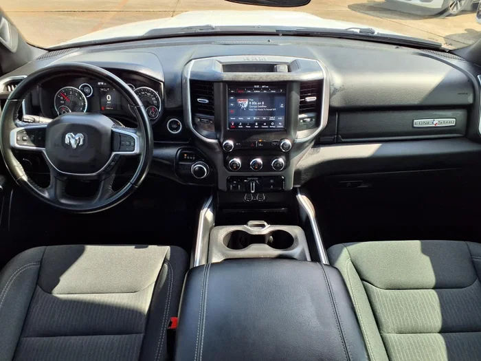 vehicle-img