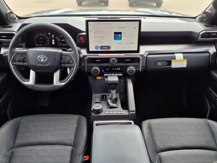 vehicle-img