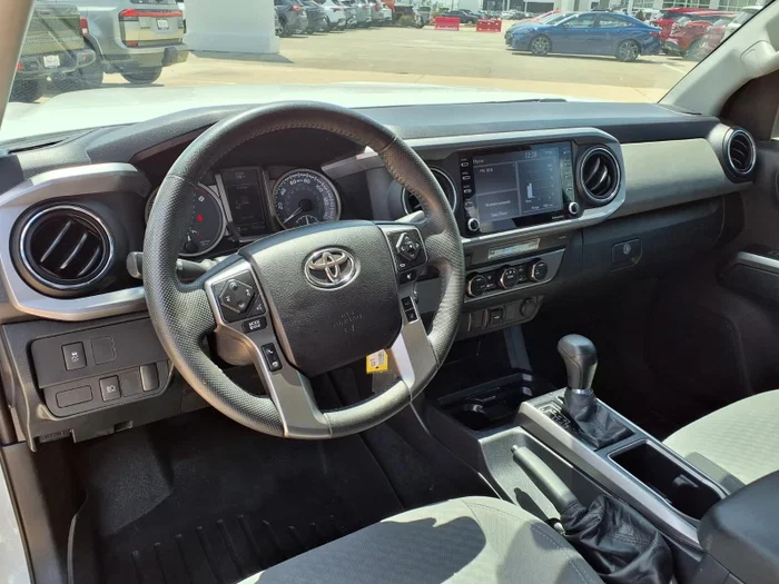 vehicle-img