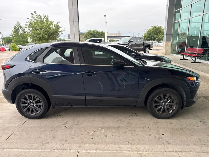 vehicle-img