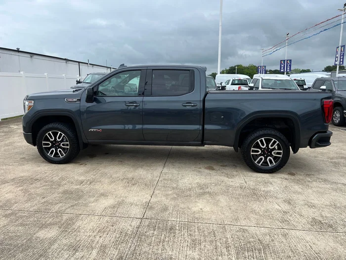 vehicle-img