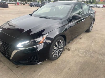 used 2024 NISSAN