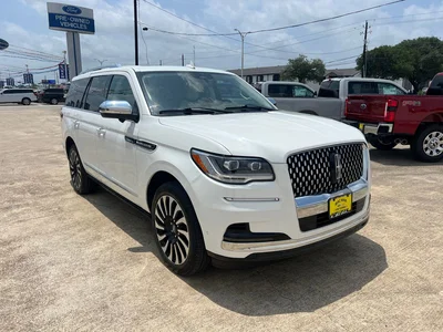 used 2024 LINCOLN