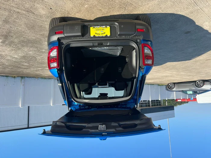 vehicle-img