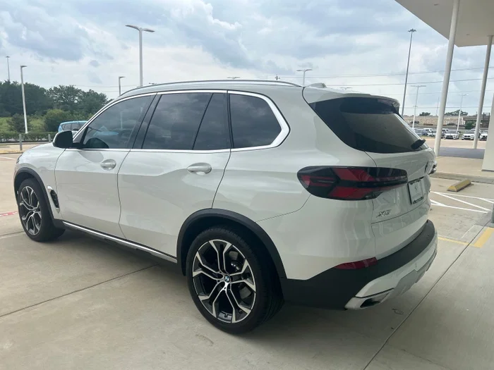 vehicle-img