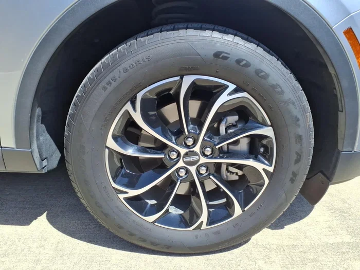 vehicle-img