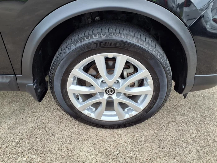 vehicle-img