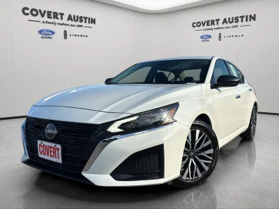 used 2025 NISSAN