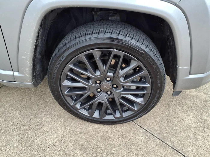 vehicle-img