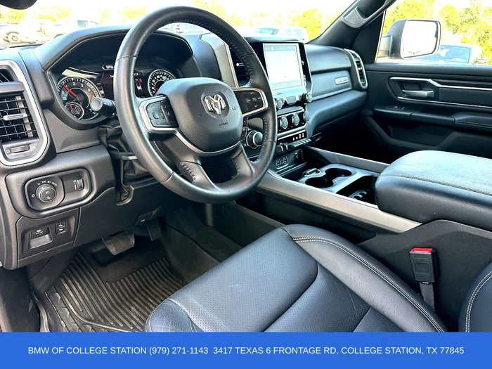 vehicle-img
