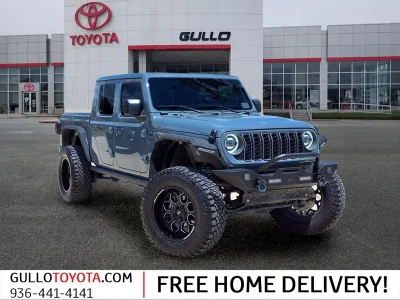 used 2025 JEEP