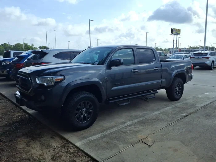 vehicle-img