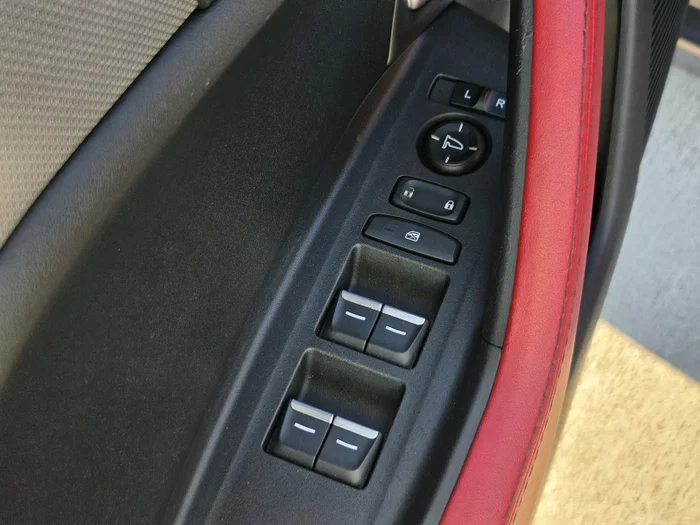 vehicle-img