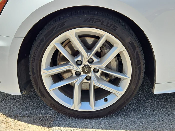 vehicle-img