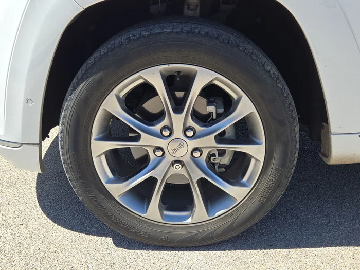 vehicle-img