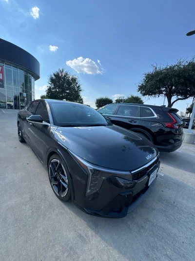 used 2025 KIA