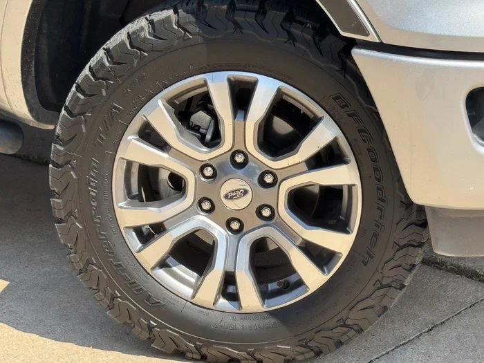 vehicle-img