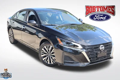 used 2025 NISSAN