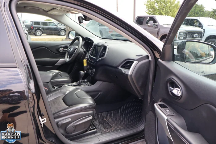 vehicle-img