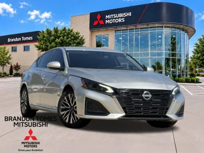 used 2023 NISSAN