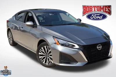 used 2024 NISSAN