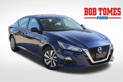 used 2021 NISSAN