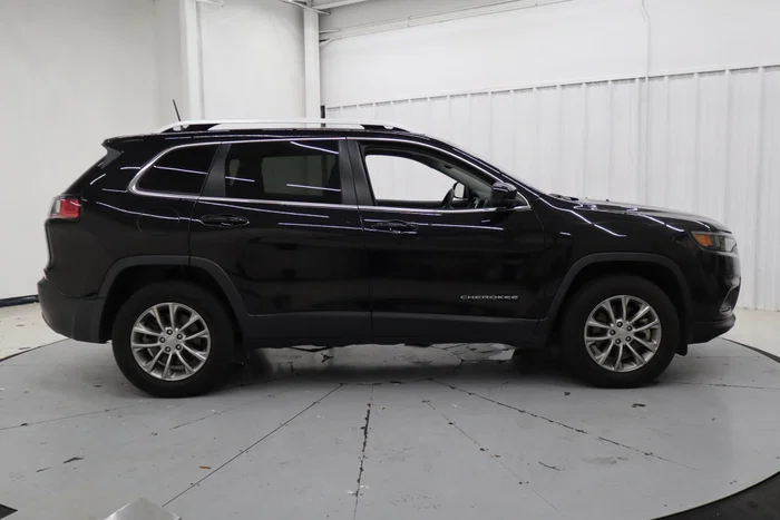 vehicle-img