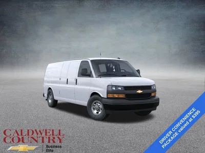 new 2025 CHEVROLET