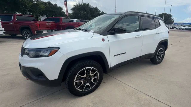 vehicle-img