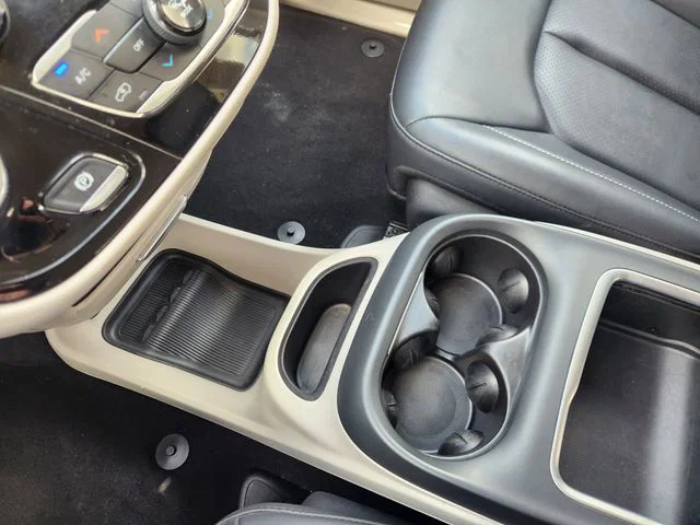 vehicle-img