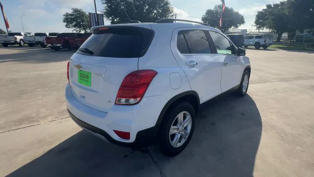 vehicle-img