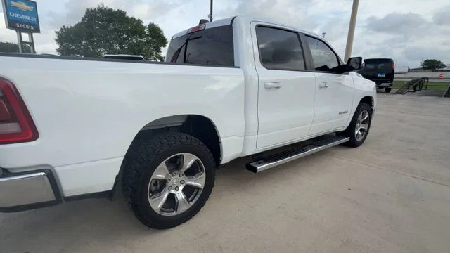 vehicle-img