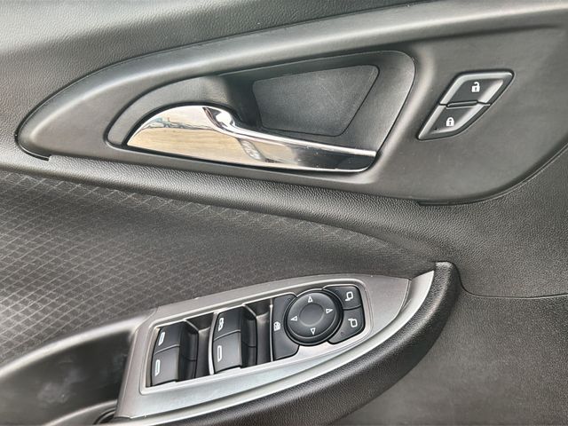 vehicle-img