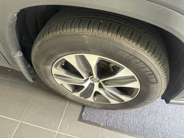 vehicle-img