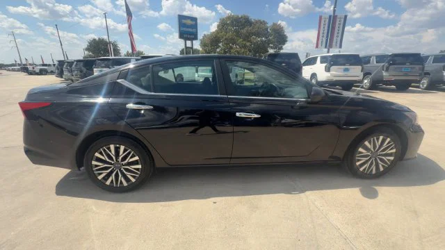 vehicle-img