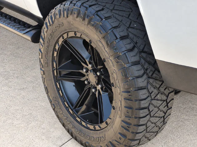vehicle-img