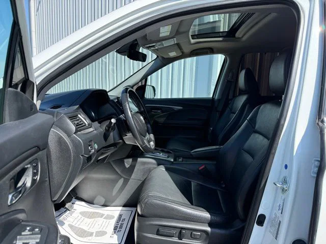 vehicle-img