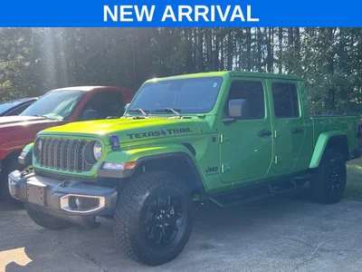 used 2025 JEEP
