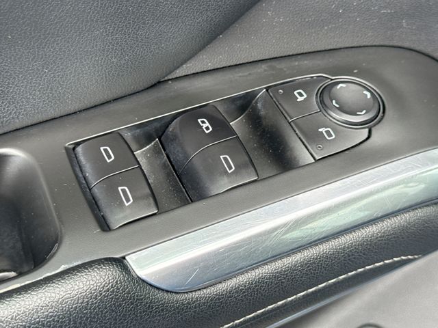 vehicle-img