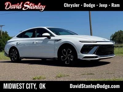 used 2025 HYUNDAI